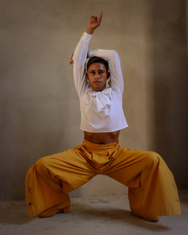 Crop-Top "Depredador" - Imagen 5
