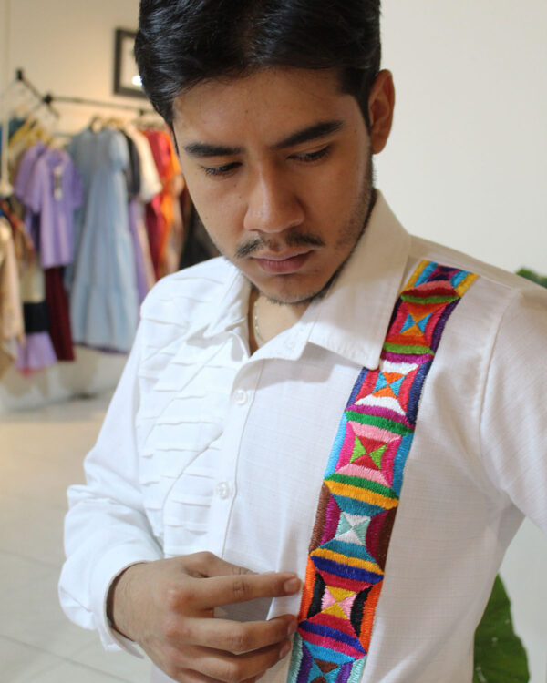 Guayabera "Desequilibrio" - Imagen 8