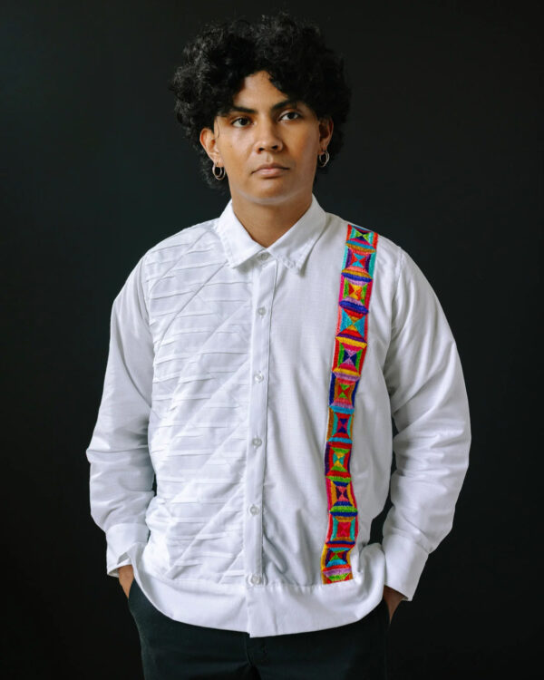 Guayabera "Desequilibrio"
