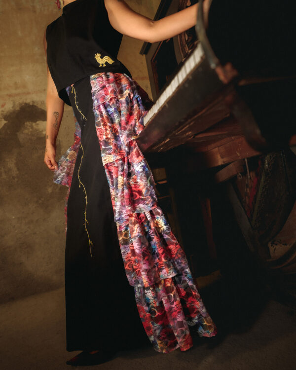 Falda Cuevas - Imagen 4